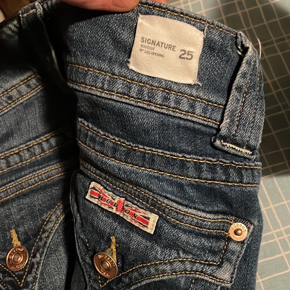 25X33.5 Hudson signature bootcut jeans - Picture 4 of 6